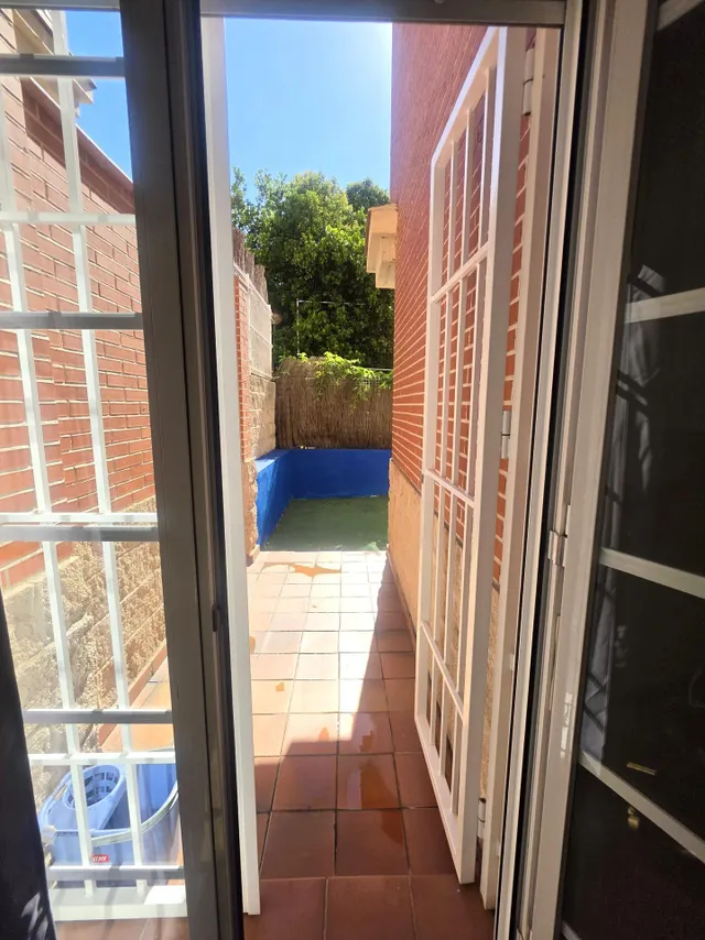 Bajo con terraza — 27