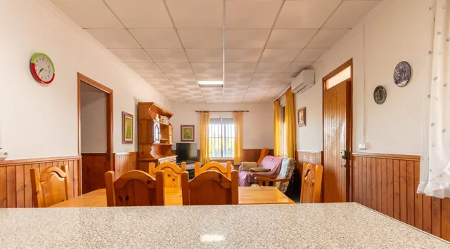 Casa de campo con piscina y 9000m2 de terreno — 15