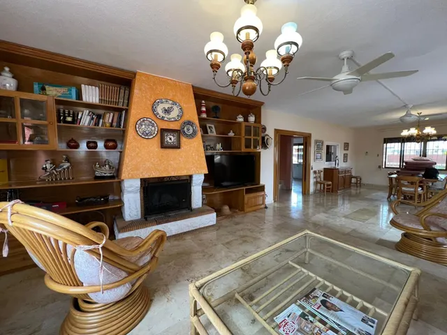 Chalet a la venta en Cabo Roig — 8