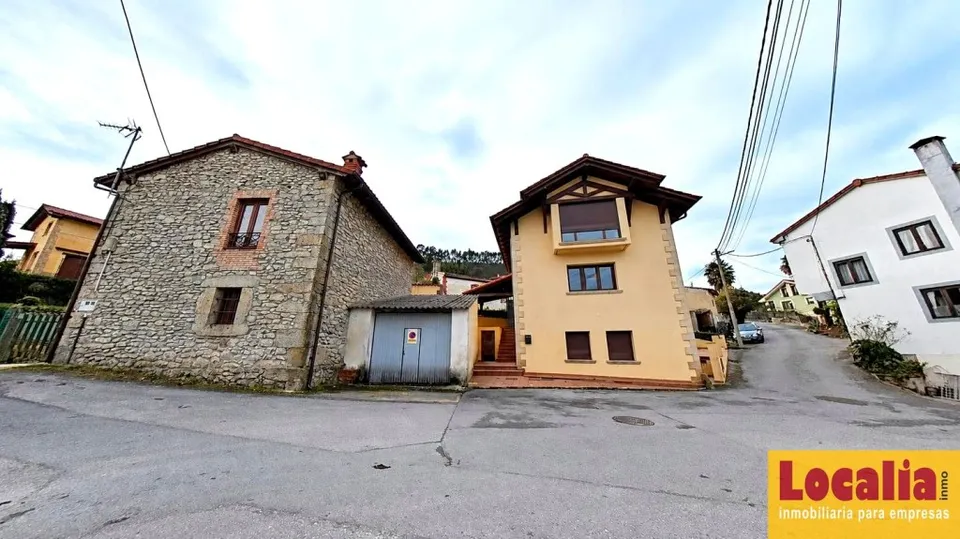 Chalet: amplitud, luz y carácter junto a la costa cántabra