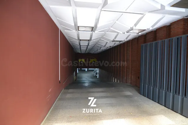 Cochera y trastero en Santa Rosa - foto 5