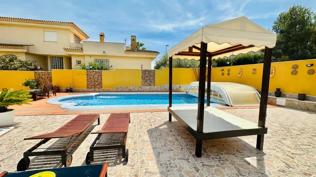 Magnifica villa en Orihuela con piscina privada — 49
