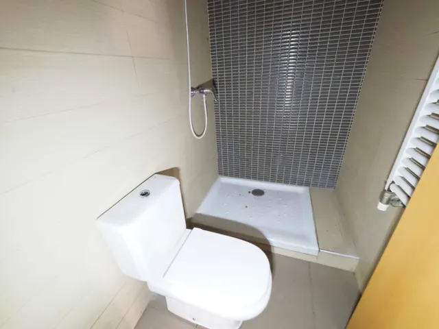 Se vende piso con parking en Manlleu — 18