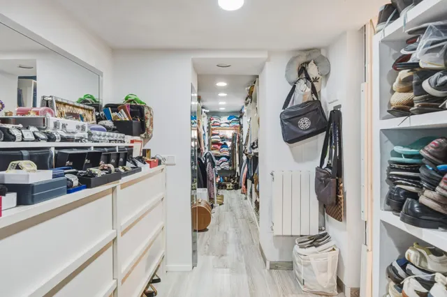 Casa con piscina y gran privacidad en parcela de 1.000 m2 — 29