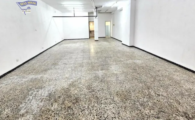 OPORTUNIDAD DE INVERSIÓN EN LOCAL COMERCIAL EN EL CENTRO DE  - foto 3