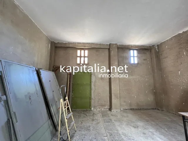 Local comercial a la venta en Ontinyent - foto 5