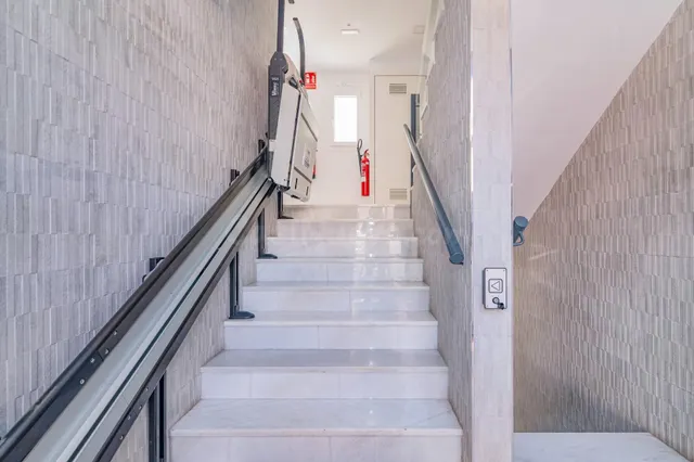 Precioso duplex moderno con patio — 37