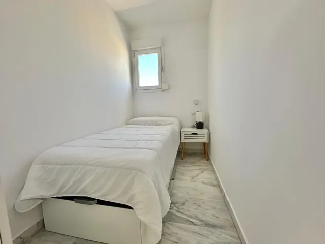 Moderno Apartamento en la Encantadora Cala de Benidorm — 22