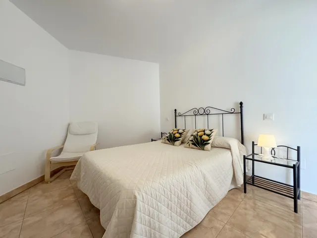 HOSTAL RESTAURANTE EN PLENO CASCO ANTIGUO DE CANDELEDA — 24
