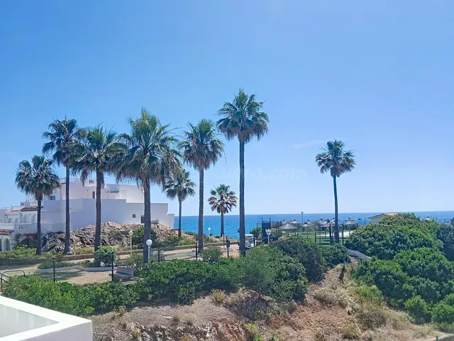 Casa con vistas al mar y con acceso directo a la playa – Pla