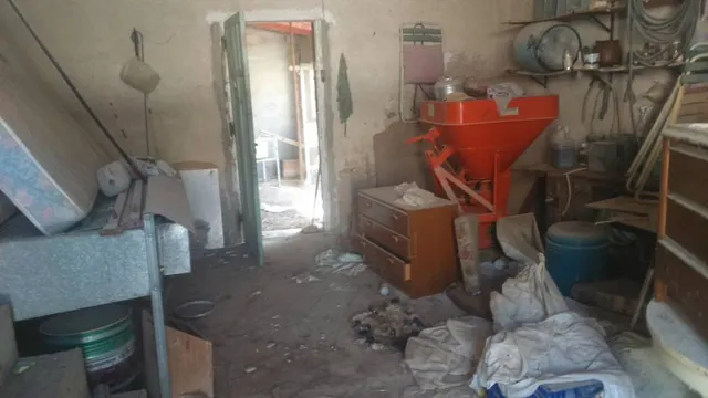 CASERON  DE PUEBLO PARA REFORMAR — 24