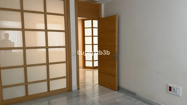 Oficina 10 habitaciones 366m² en venta - Marbella — 26