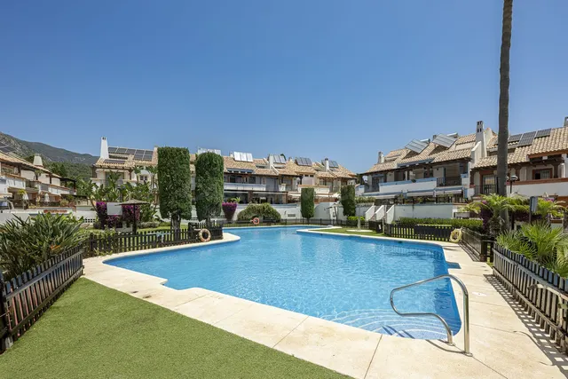 Adosado 4 habitaciones 334m² en venta - Marbella — 4