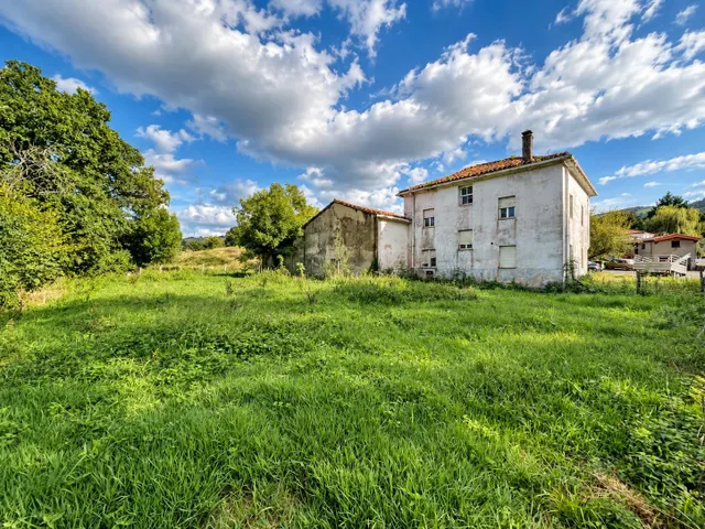 Vivienda independiente para reformar en Solórzano con más de 2.300 m2 de parcela y proyecto incluido — 7