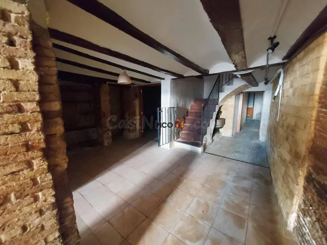 CASA PARA REHABILITAR EN CASCO ANTIGUO — 4