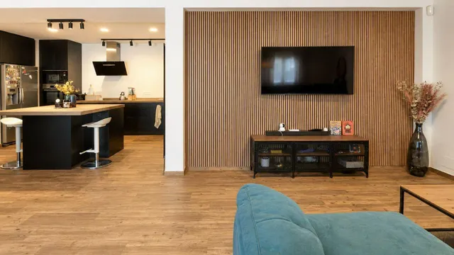 Casa reformada de 5 dormitorios con piscina privada, gran terraza y placas solares en Los Balcones — 36