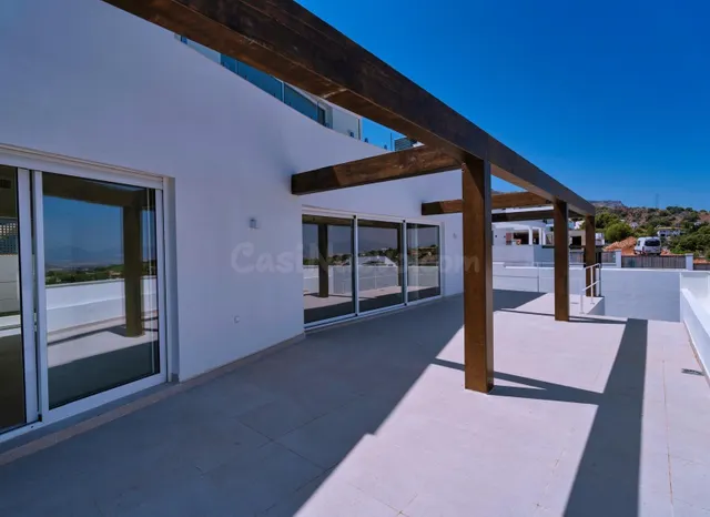 Casa o chalet independiente en venta en Pinos de Alhaurin - foto 5