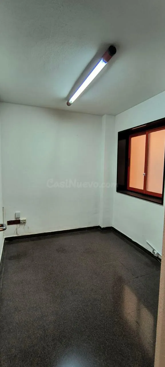 Oficina ubicada en Edificio Nelva, Atalayas con plaza de gar - foto 4