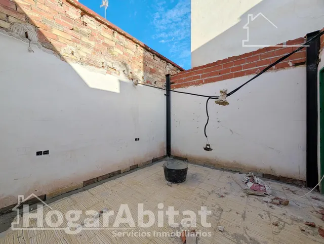 ¡MAGNÍFICA VIVIENDA! ACOGEDORA Y LUMINOSA CON TERRAZA Y BALCÓN, EN EL CENTRO — 13