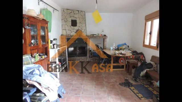 SE VENDE CASA CON TERRENO EN CHERÍN (UGÍJAR) PROVINCIA DE GRANADA — 4