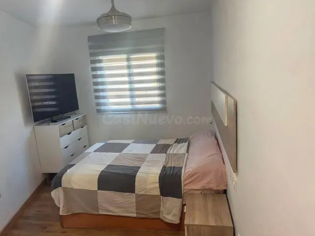 Precioso piso de 2 habitaciones cerca del mar en Torrebenagalbón — 2