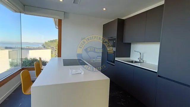 Chalet de altas calidades con vistas al mar — 7