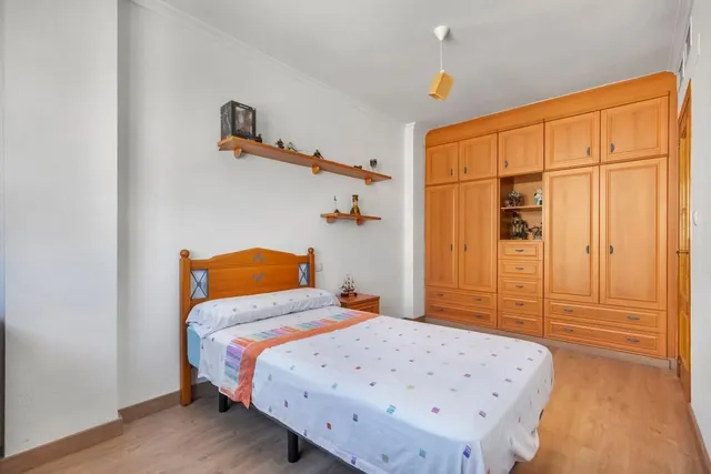 Apartamento 4 habitaciones 210m² en venta - Comunidad valenciana — 28