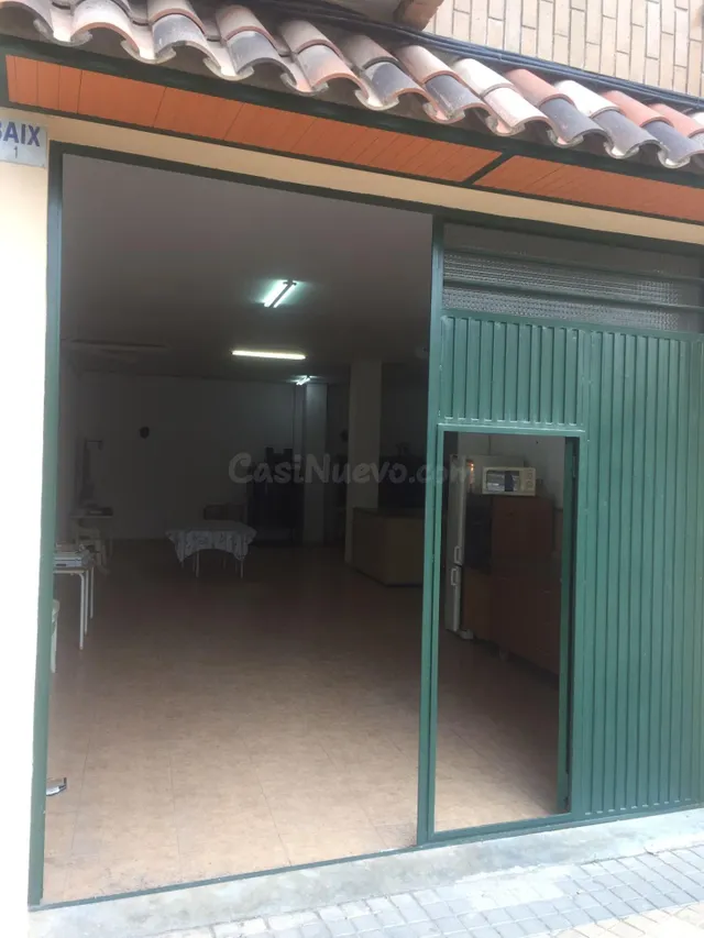 ¡LOCAL COMERCIAL COMPLETAMENTE ACONDICIONADO! - foto 2