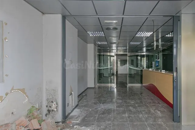 Local comercial 314m² en venta - Cataluña — 4