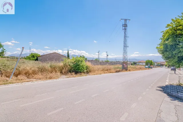 Finca en Atarfe con dos naves y cobertizo — 41