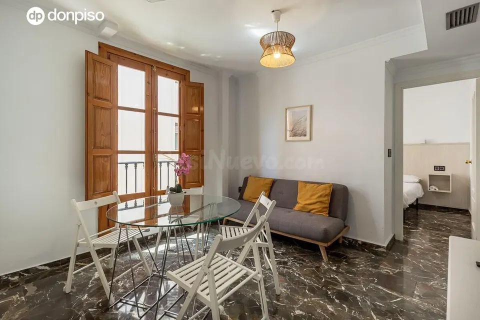 PISO CON LICENCIA TURISTICA EN CALLE NAVAS