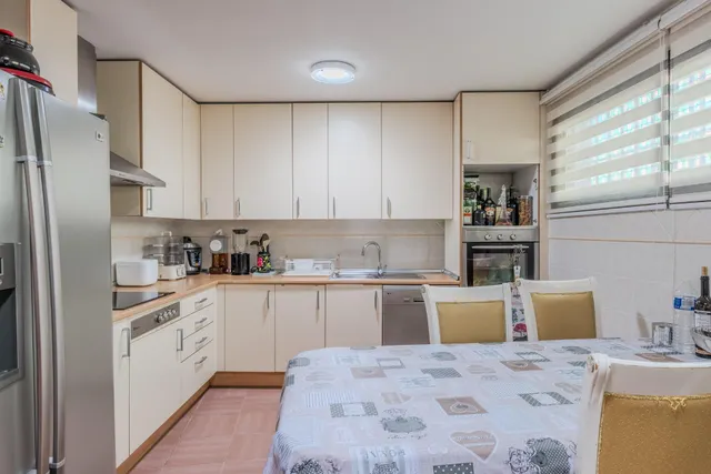 Precioso chalet adosado de cinco dormitorios y tres baños en el PAU de Carabanchel — 11