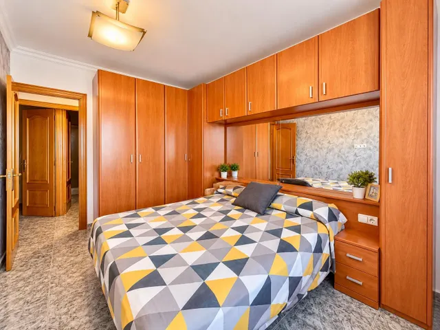 Piso 3 habitaciones junto a Les Bases de Manresa! Exterior y listo para entrar a vivir — 21