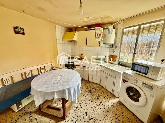 CASA DE PUEBLO CON PATIO Y GARAJE - foto 3