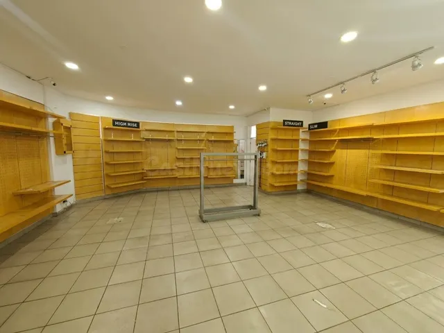 Local comercial 60m² en venta - Hipodromo - foto 4