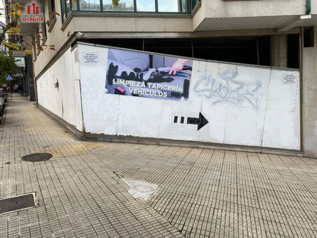 SE ALQUILA LOCAL COMERCIAL EN LA ZONA DE O COUTO — 3