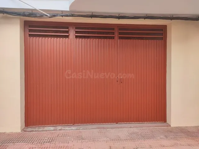 GARAJE CERRADO EN MANUEL