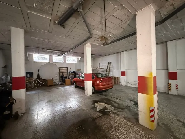 Garaje 1 habitación 250m² en venta - Marbella — 6