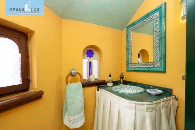 GRAN CASA CON PISCINA EN COLINAS BERMEJAS, MONACHIL — 10
