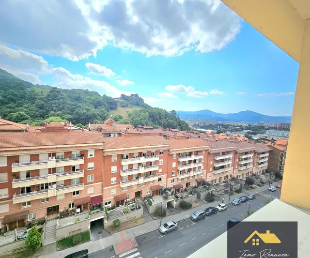 Se vende bonito piso en Etxebarri, Bilbao — 35