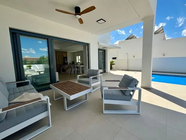 Villa 3 habitaciones 120m² en venta - Pueblo 4 — 6