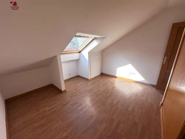 Piso de 50m2 con 2 dormitorios en alquiler en pleno centro urbano de Alpedrete — 20