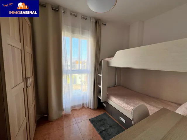 Piso Reformado en Roquetas de Mar: Oportunidad Única con Terraza y Cercanía a la Playa — 21