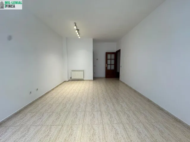 Luminoso piso en planta baja con terraza en Can Serra — 7