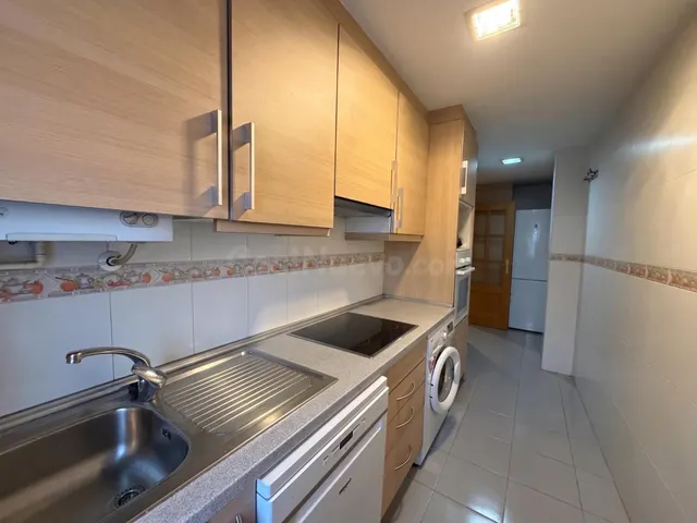 URBAMAR vende fantástica vivienda en Carabanchel con piscina - foto 5
