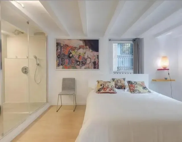 PISO EN VENTA EN EL GÒTIC — 19