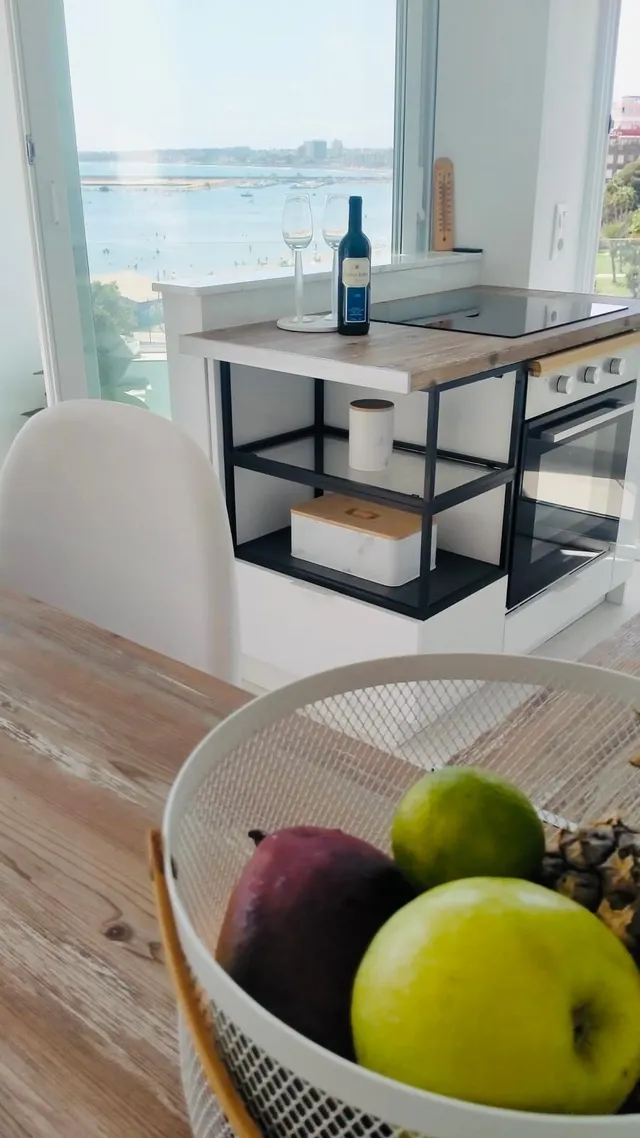 Espectacular vivienda con vistas al mar y al puerto deportivo — 11