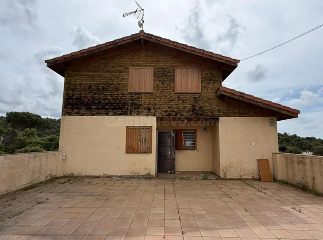 CASA 2 PLANTAS, 132 M2 ÚTILES, PARCELA 1.110M2, CARRER TOSSA - foto 2