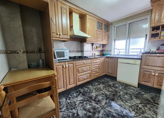 Se vende piso - foto 2