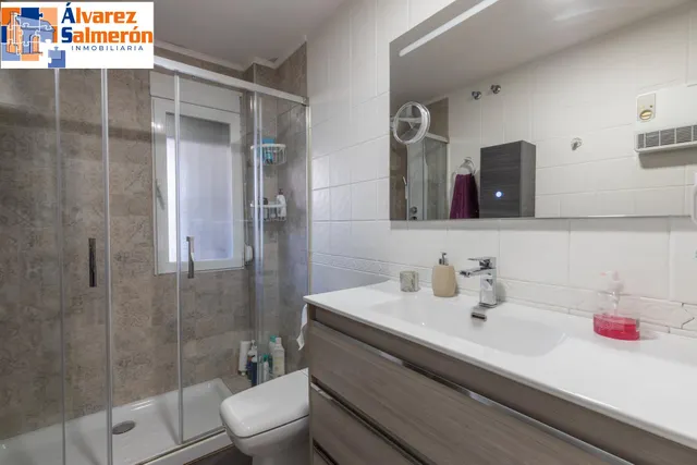 Casa en Armilla con terraza, patio y amplia cochera — 14